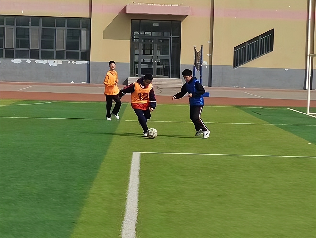 胶州市长杯足球实验初中,青岛南京路校长杯足球赛