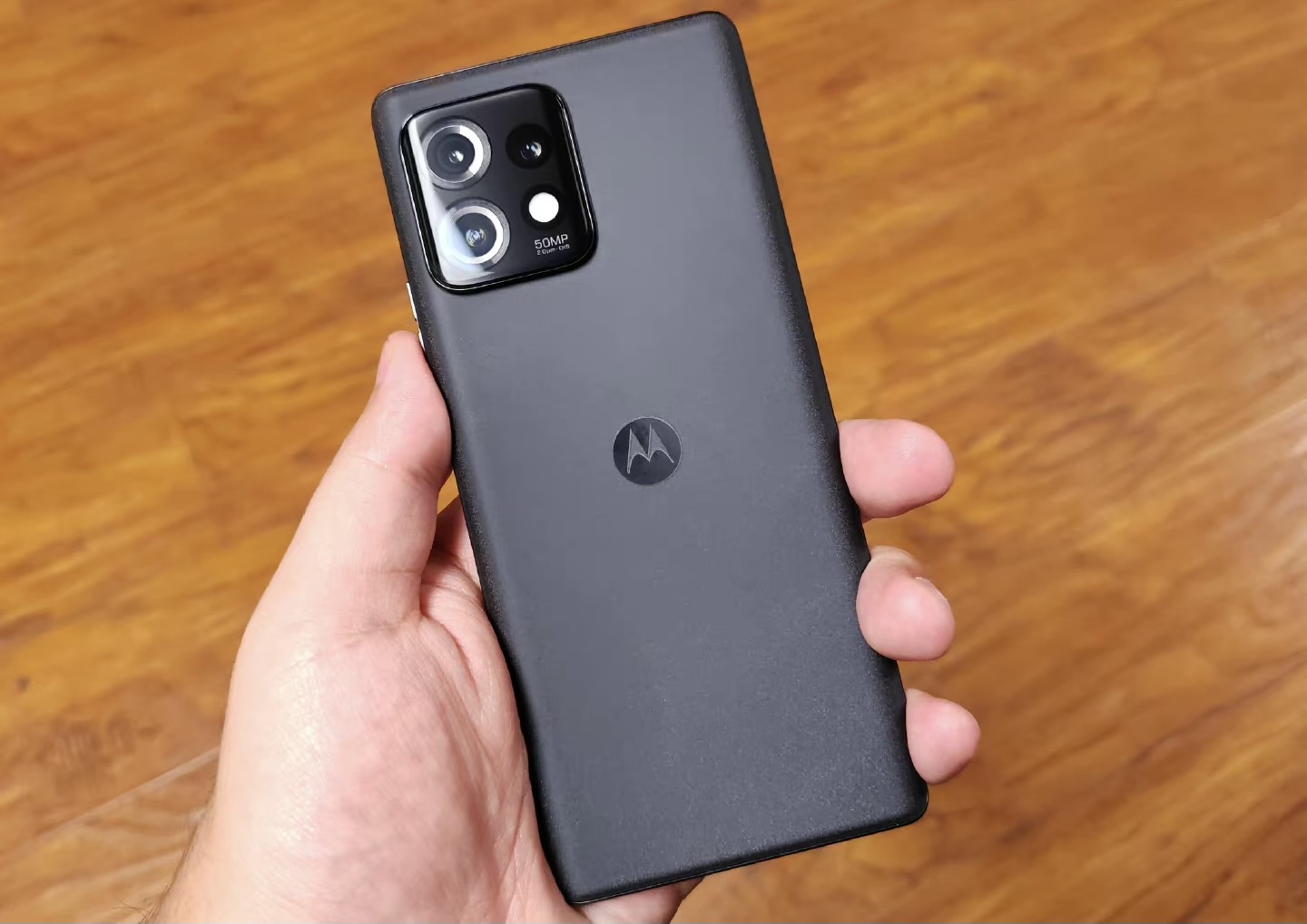 跟苹果14能相比的国产手机哪个好,目前这4款手机最值得买