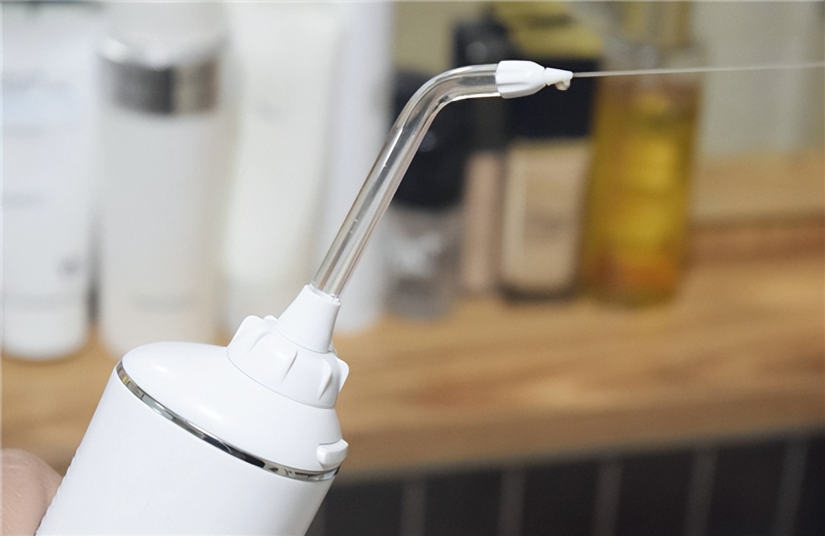 素士和舒客冲牙器哪个好,冲牙器测评素士