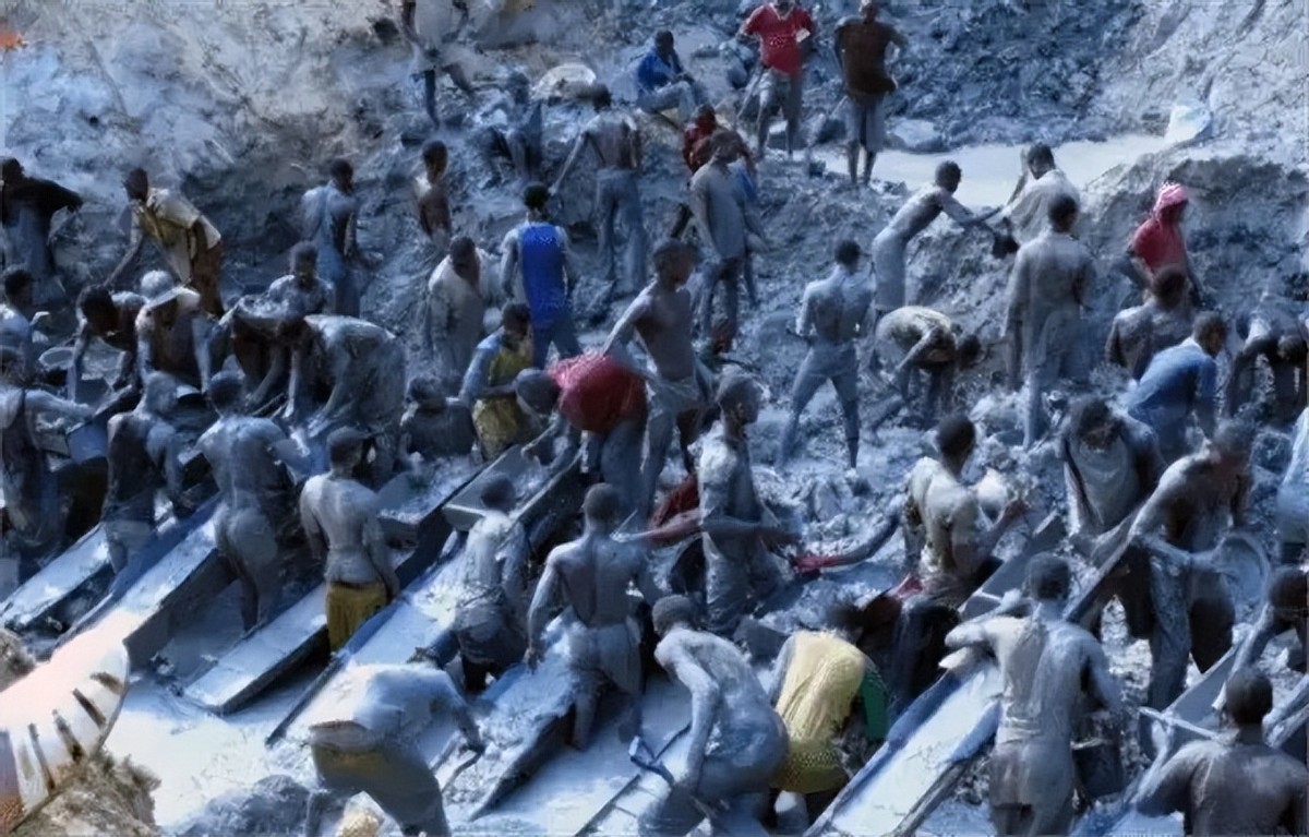 广西“上林帮”非洲淘金：火拼、疾病是常事，有人资产暴涨一个亿