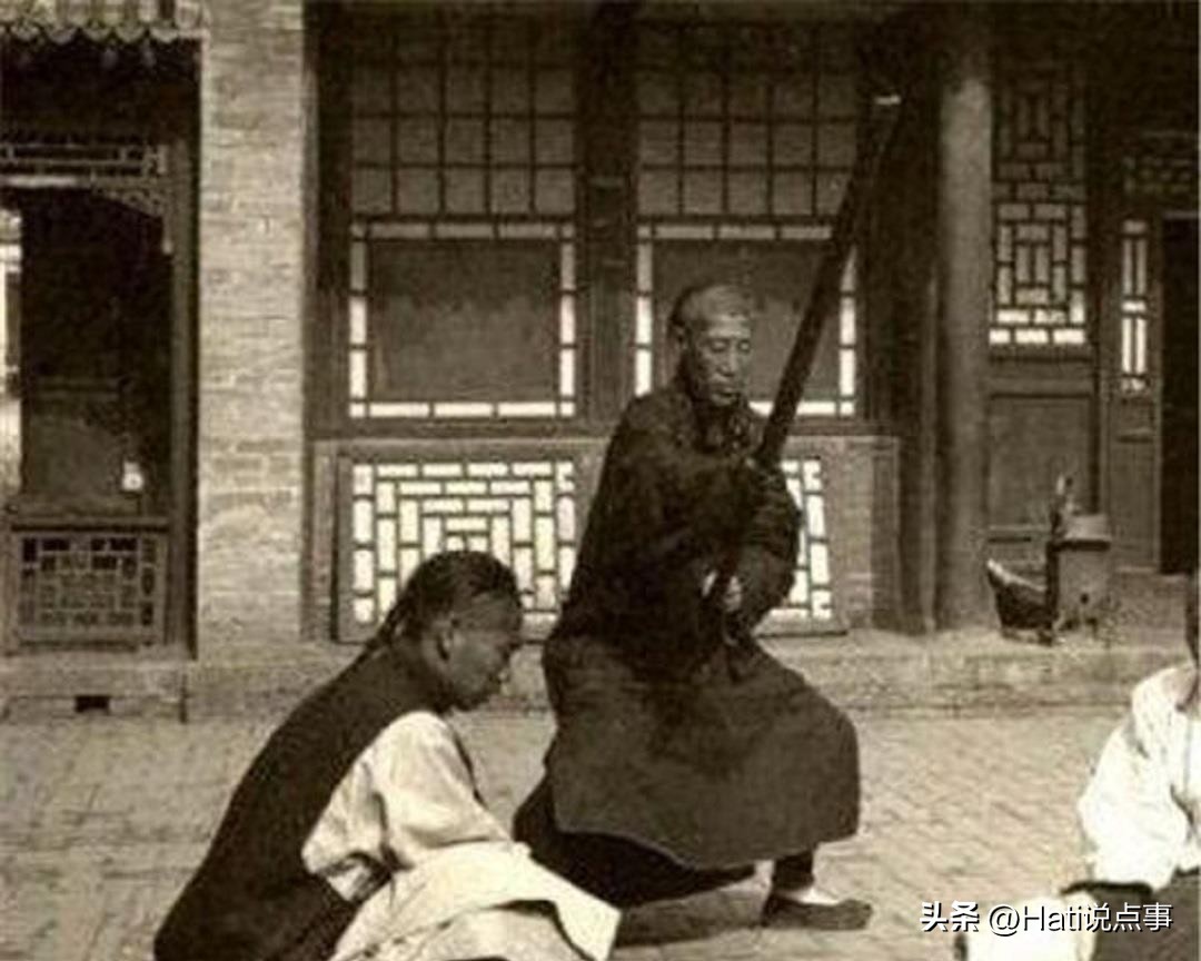 回顾：清朝法律严明如果已婚妇女不忠，她们会受到什么样的惩罚？