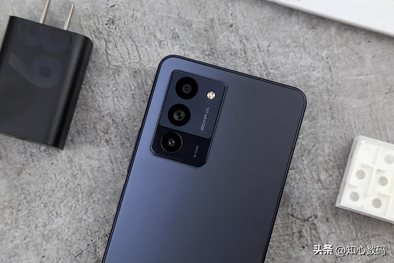 联想拯救者y70能开90帧吗,拯救者y70手电筒不亮的三种原因