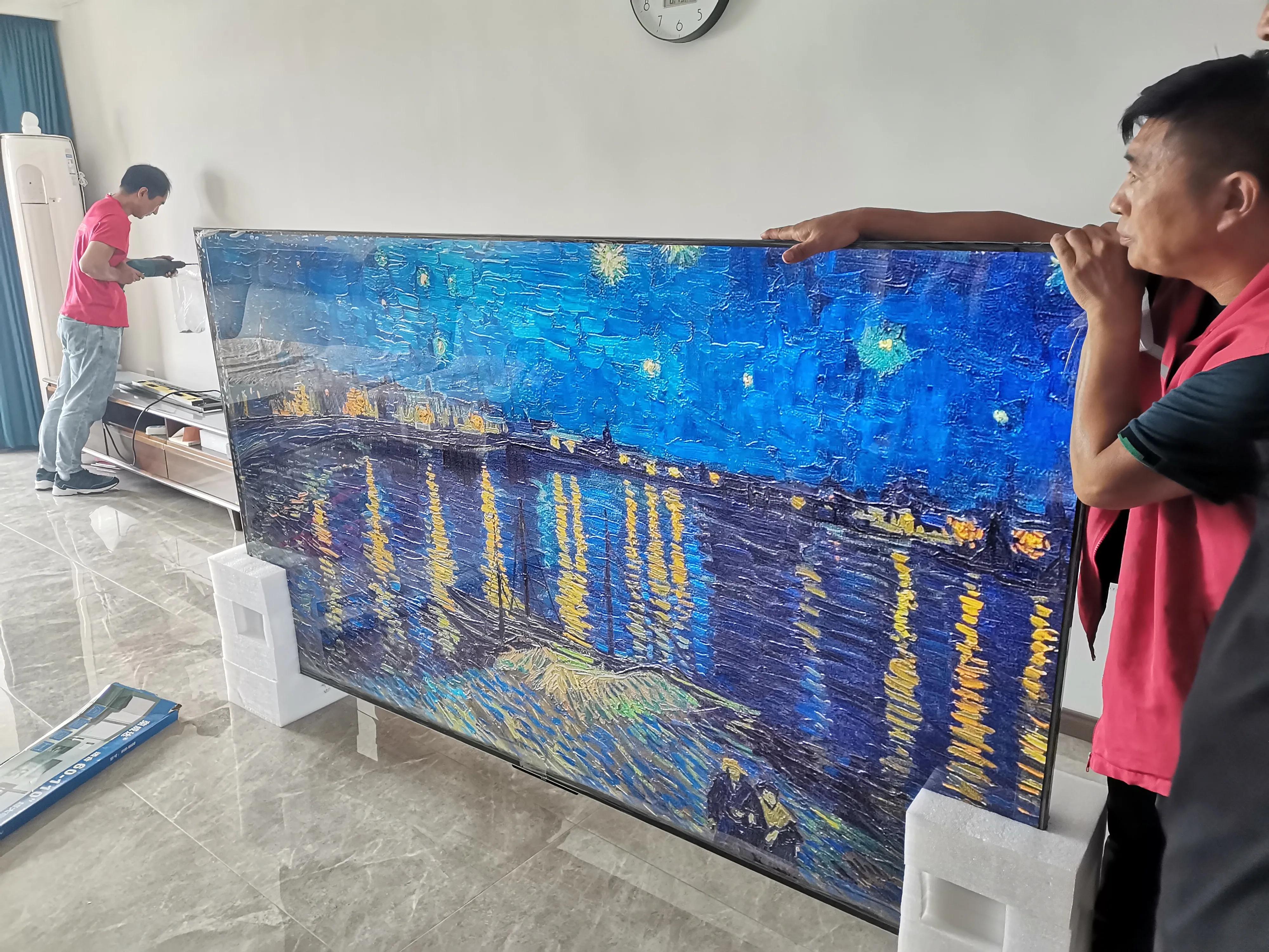 98寸电视挂墙安装,98寸电视安装效果