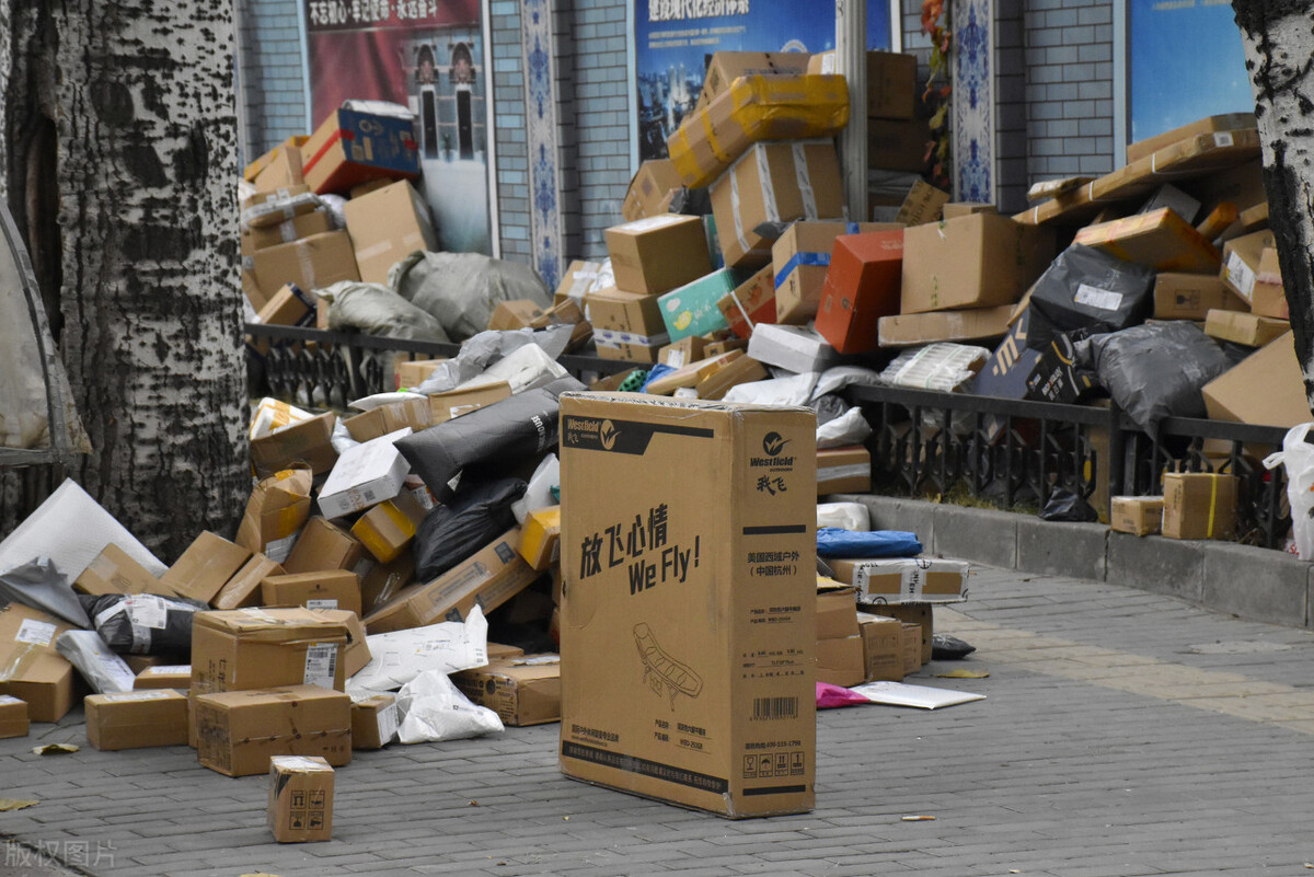 快递区域承包商一年能挣多少钱,承包快递站一年可以挣多少钱