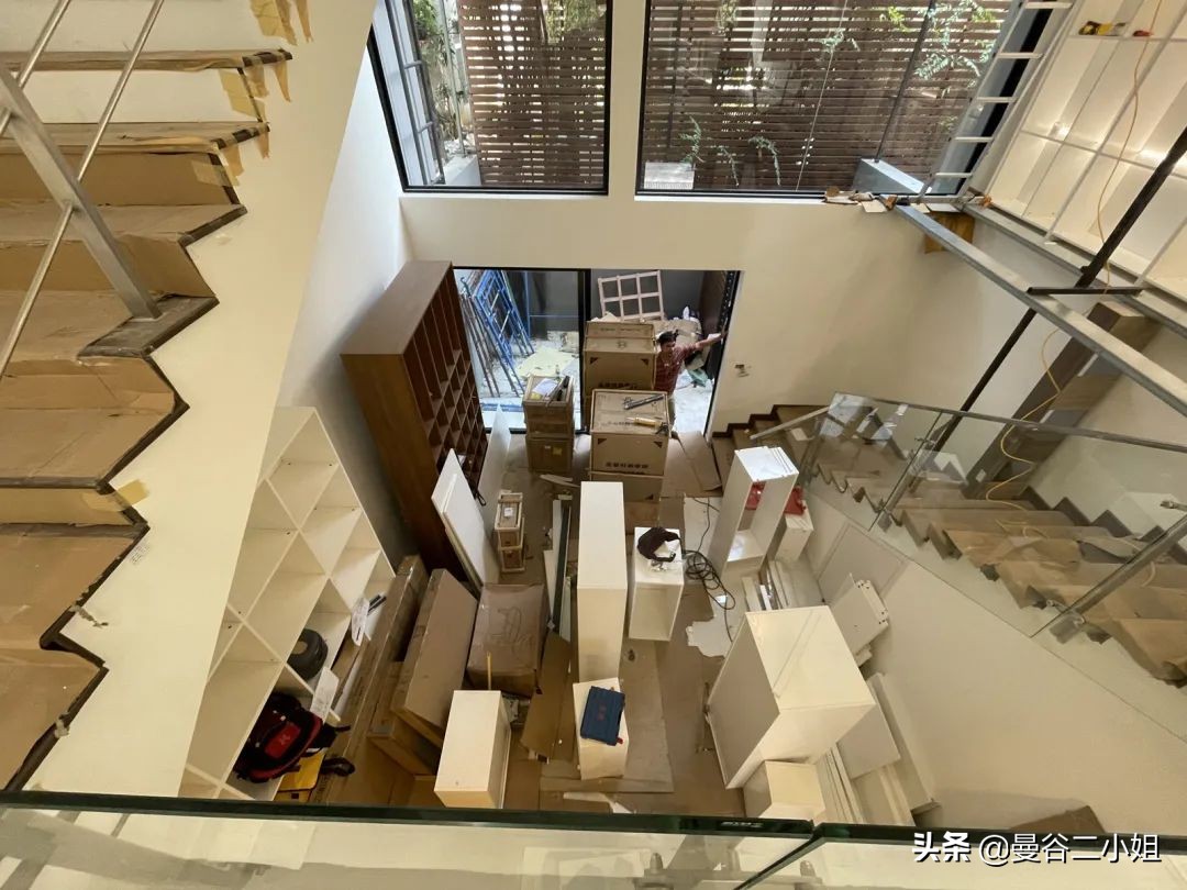 泰国自建豪华别墅,四川美女在泰国买房