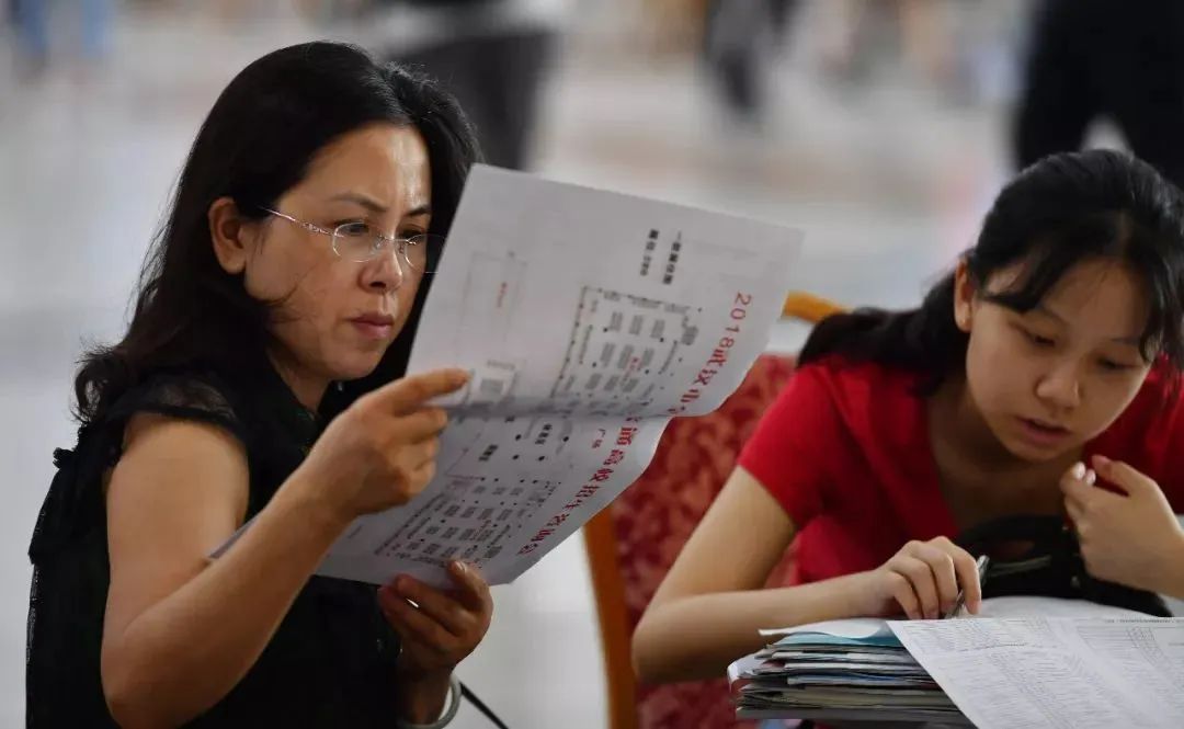 高考填志愿，填出千亿市场：做一单收10万，有公司已在新三板上市