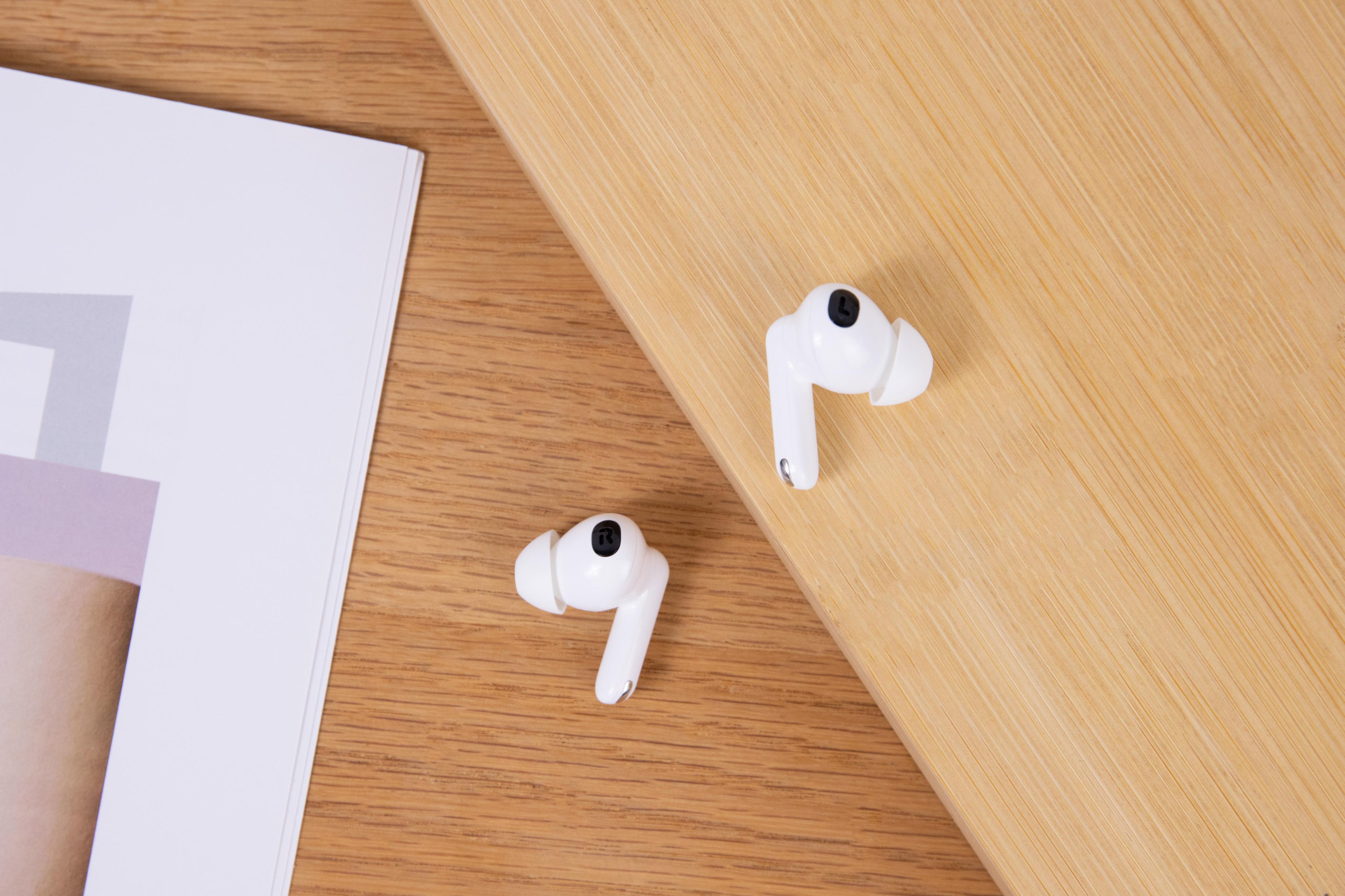 airpodspro2代什么时候入手比较好,airpodspro2值得入手吗最新消息