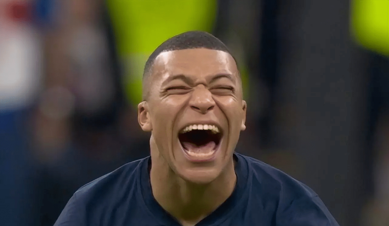 姆巴佩场上球王场下海王,足球传奇姆巴佩