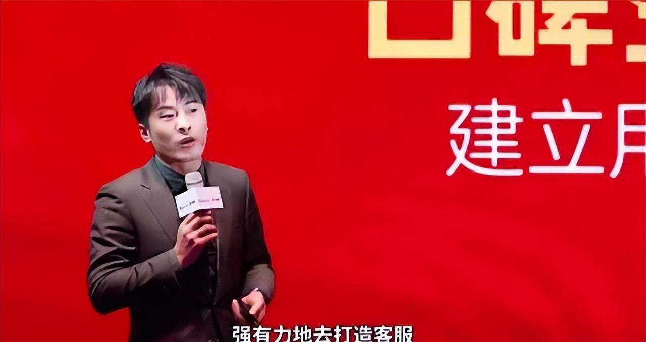 快手1200万粉丝网红,快手第一个一千万粉丝网红