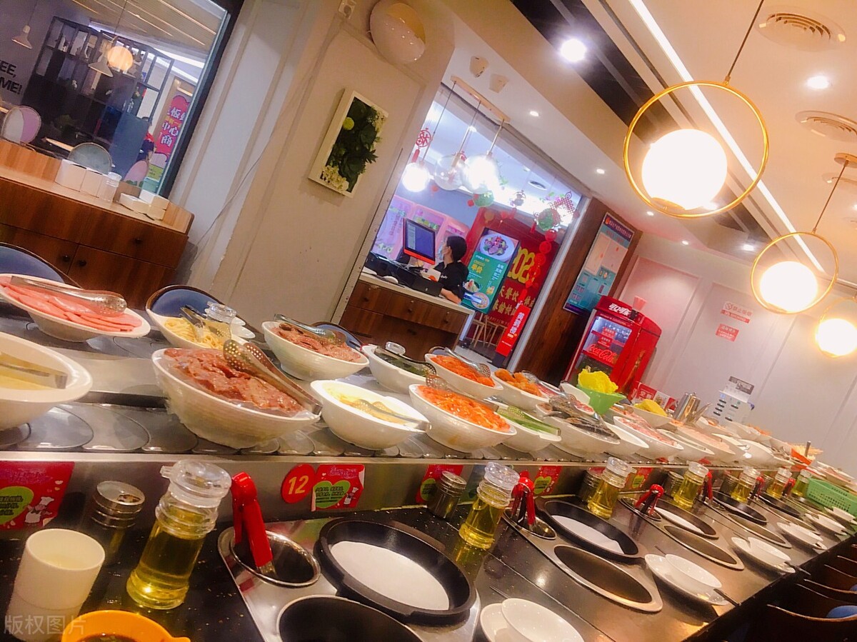 旋转小火锅加盟店需要多少钱,渝签旋转小火锅加盟哪个靠谱