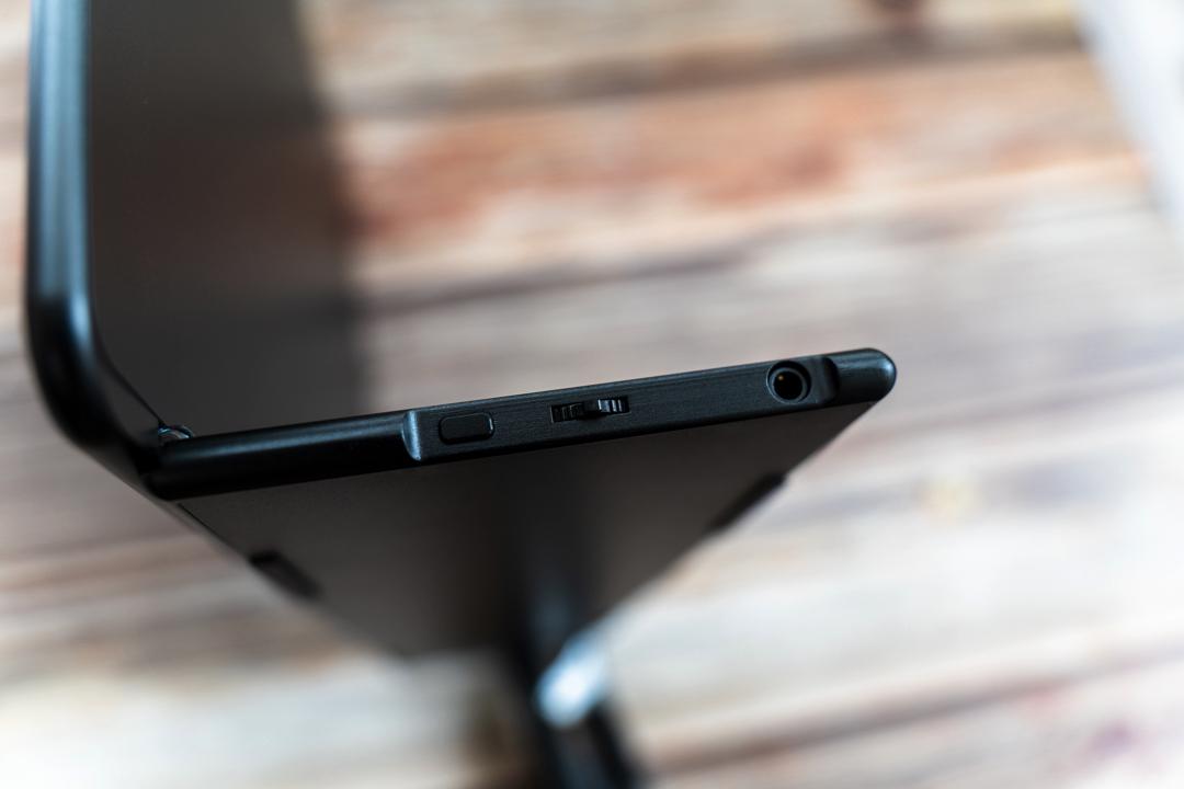 ehomewei便携显示器使用体验,ehomewei便携显示屏oled测评