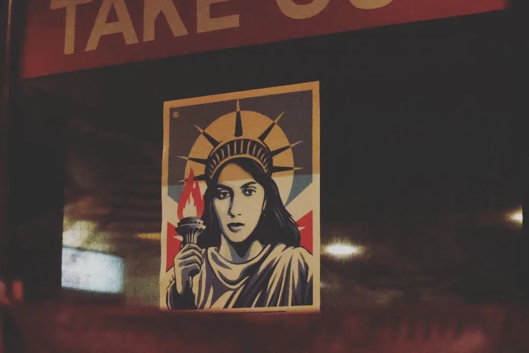 批判与重构：社交媒体女性议题的话语生产|社会科学报