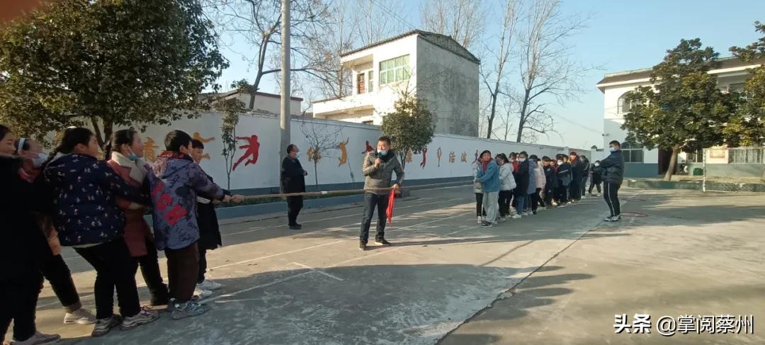 载歌载舞精彩纷呈,载歌载舞迎元宵文艺汇演展风采