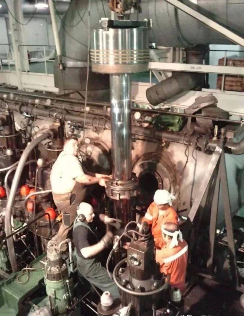 世界上最大的发动机有15层楼高,世界上最大的发动机第一名