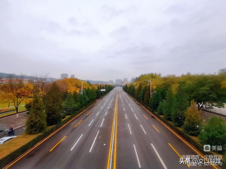 「解德辉~宁静致远」有感于城市“静默”