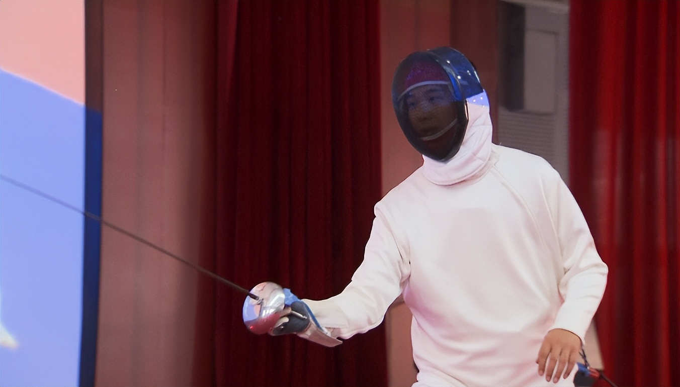 “锋芒计划”进校园走进滨海开发区国际和泰达实验