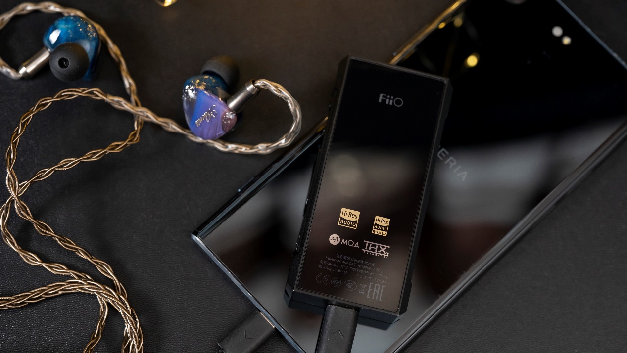 飞傲btr7接有线耳塞效果如何,飞傲btr7蓝牙音质改善不明显