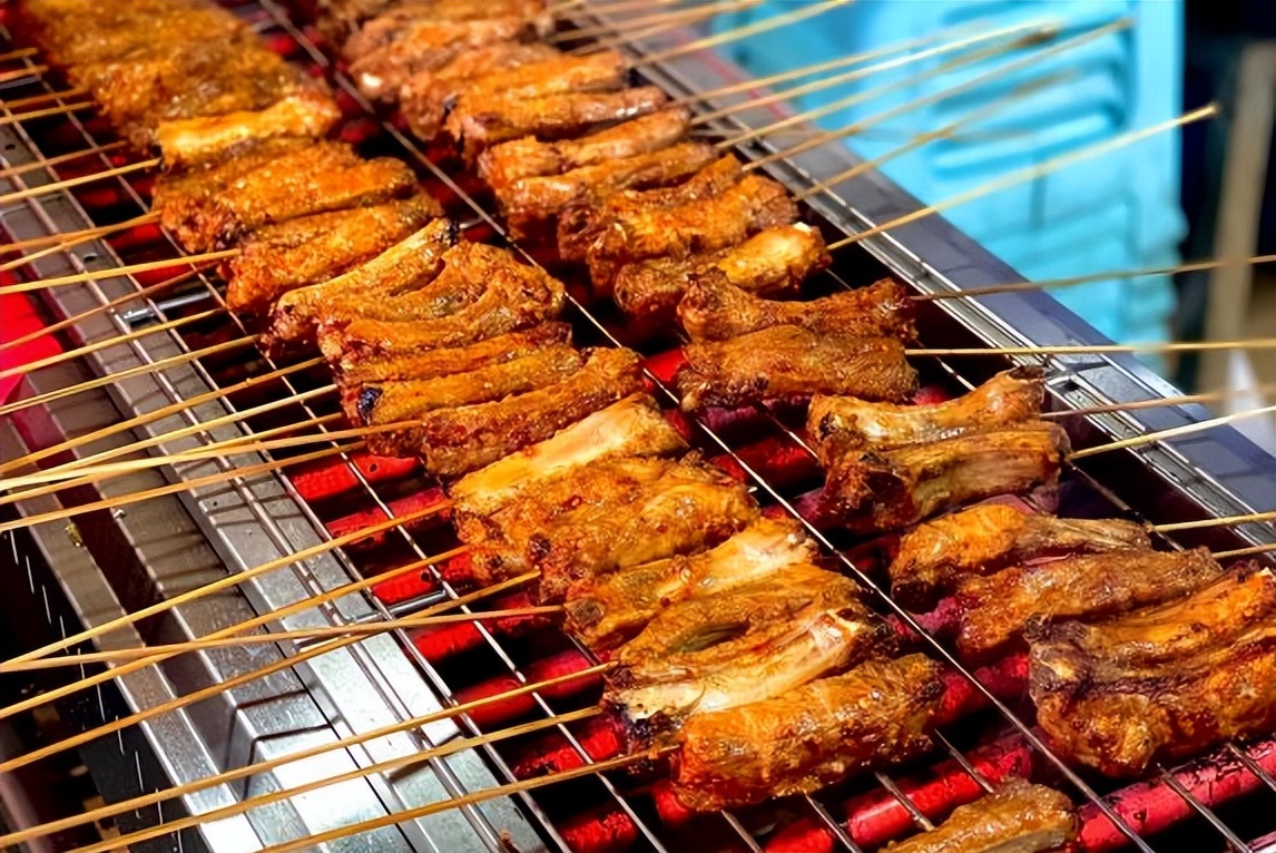 乐山必吃十大美食视频,说说你心目中乐山最好吃的烧烤