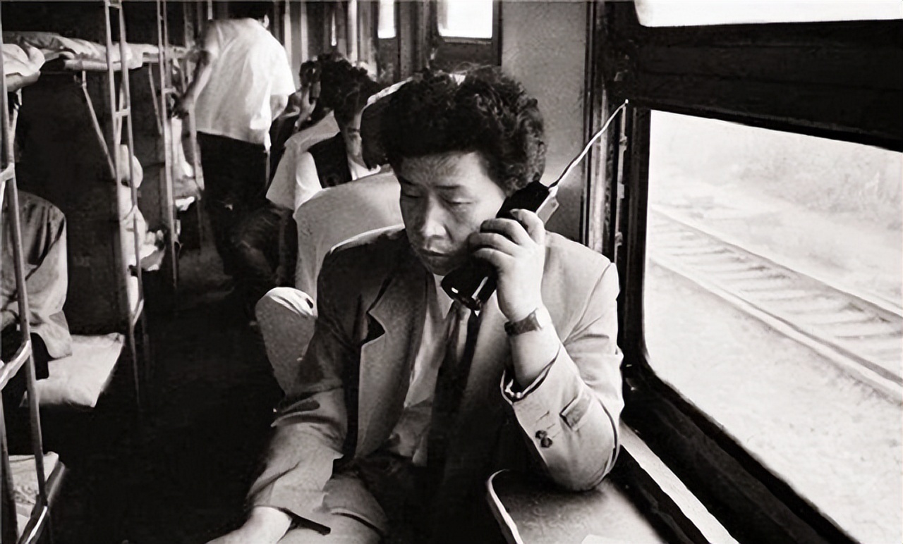 中国首位办手机号的人,中国第一位办手机号的人是谁