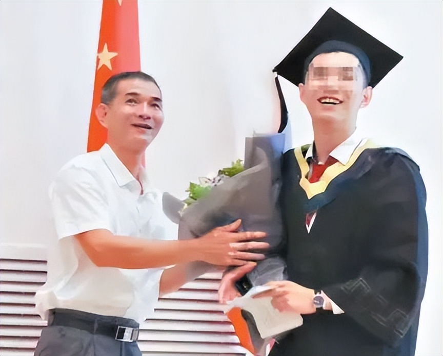 广州单亲爸爸花高价培养儿子，拒绝再婚，19岁儿子留学后却自杀了