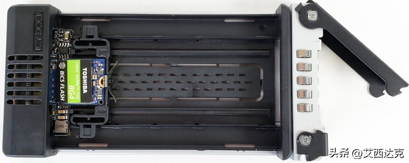 移动硬盘盒评测sata,icydock光驱位热插拔硬盘盒