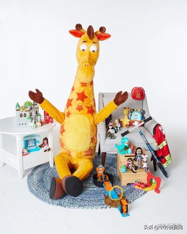 玩具反斗城满300减100,英国玩具反斗城现状