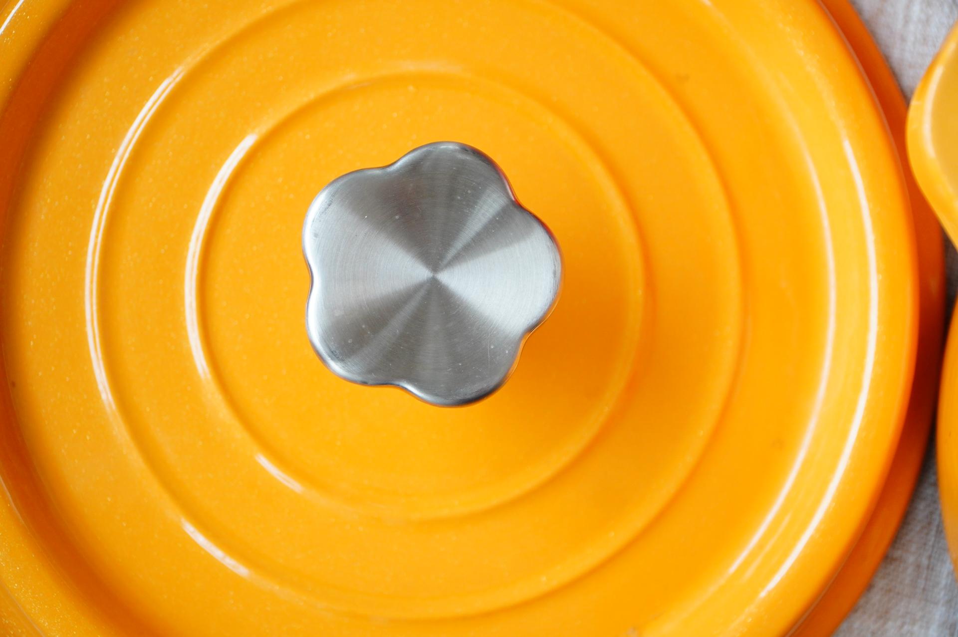 如何挑选一款好的珐琅锅,如何挑选一款性价比高的珐琅锅