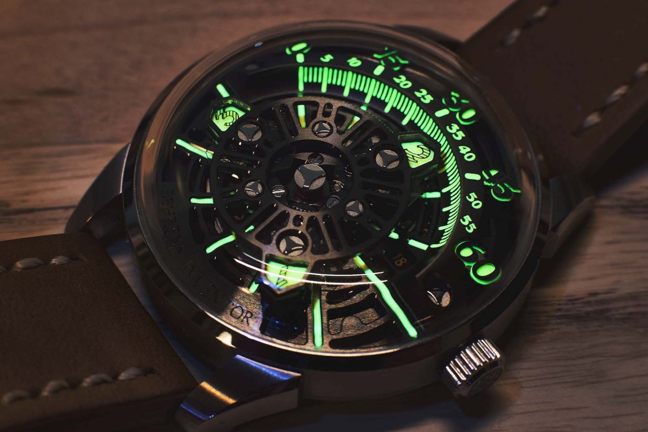 美国腕表收藏家斯科特对于另类制表的痴迷，以及他的贝伦斯B023