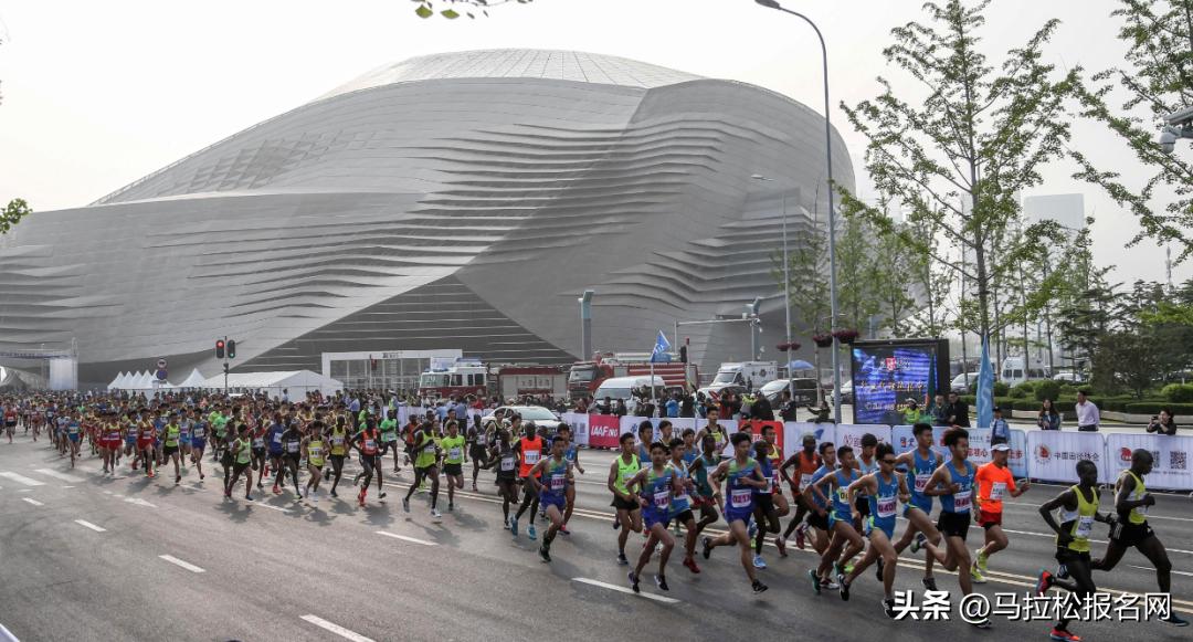 成马马拉松,成马2021马拉松