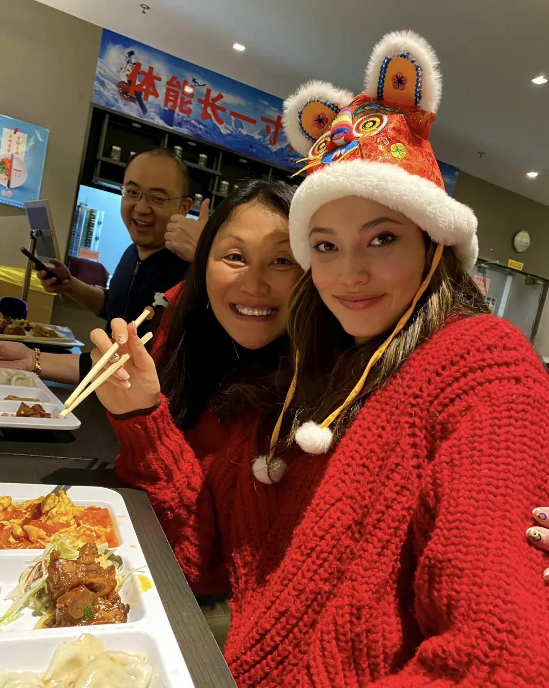 易烊千玺和谷爱凌的妈妈,谷爱凌妈妈怎样培养女儿天赋