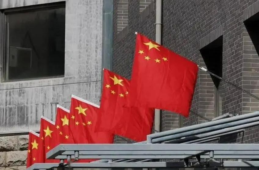 7月6日下午：美国担心！中国若断供矿物锑，美将面临*药弹**停产