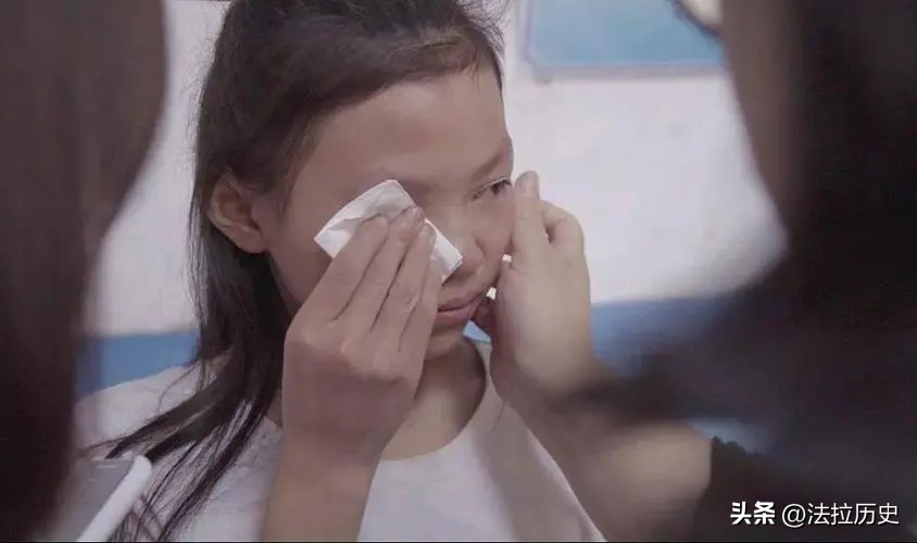 告别了“梓涵”时代，新一批“怪名”来袭！老师：别再整活了