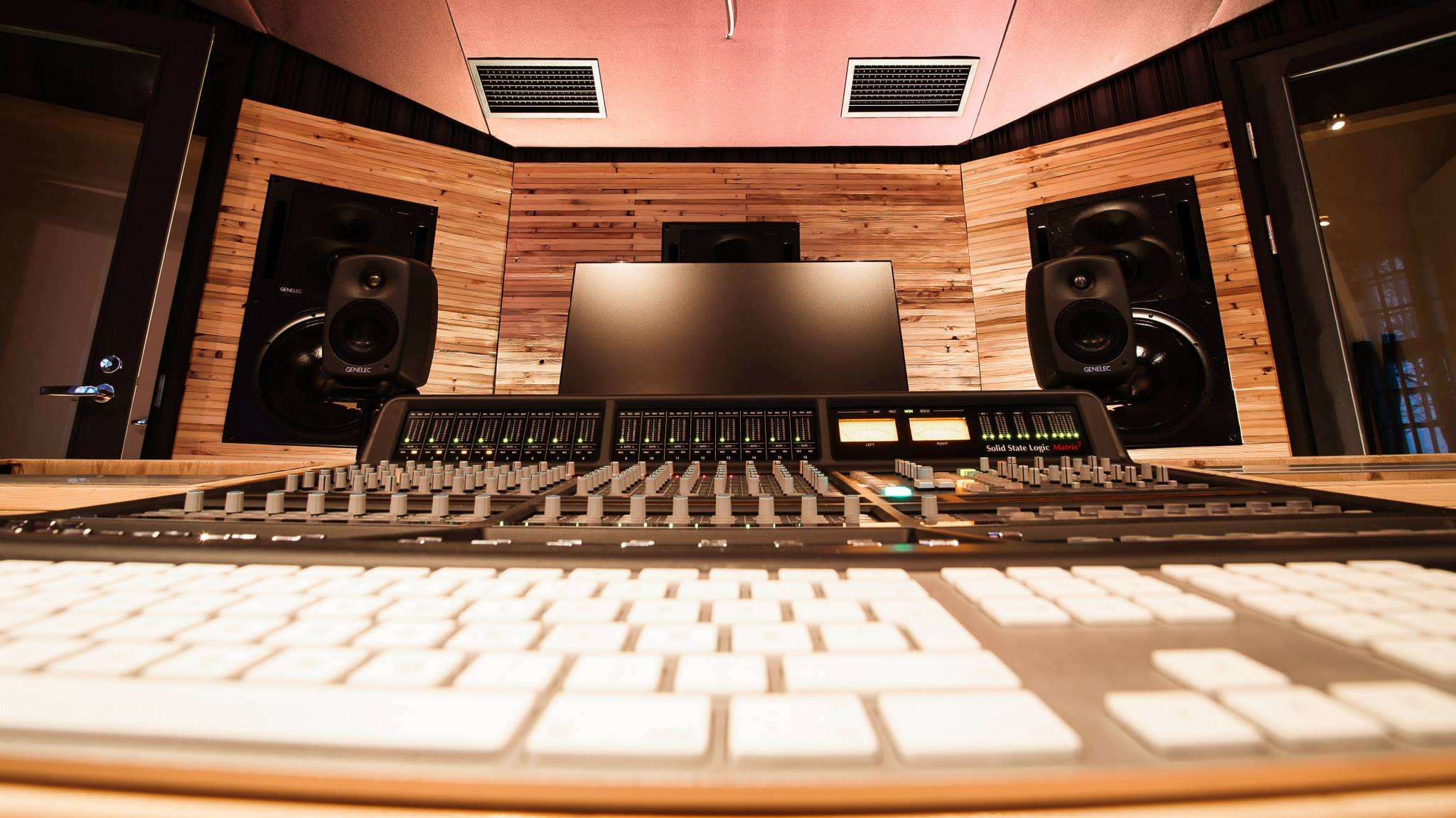 德国真力音响 (芬兰genelec音箱)