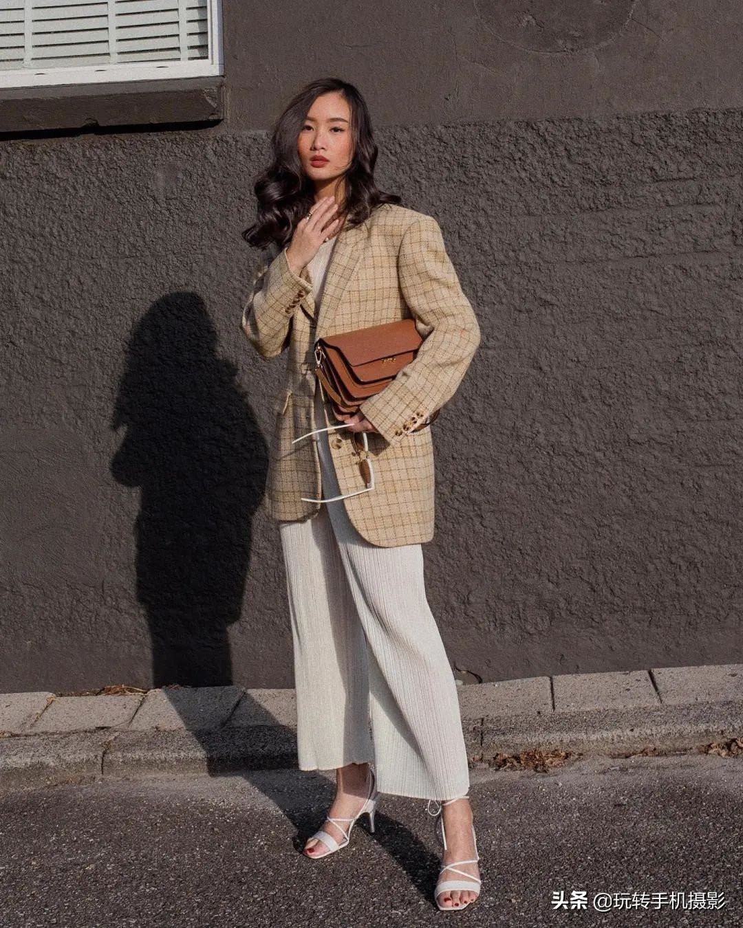 矮个子女生拍照技巧教程,矮个子怎么拍照显高