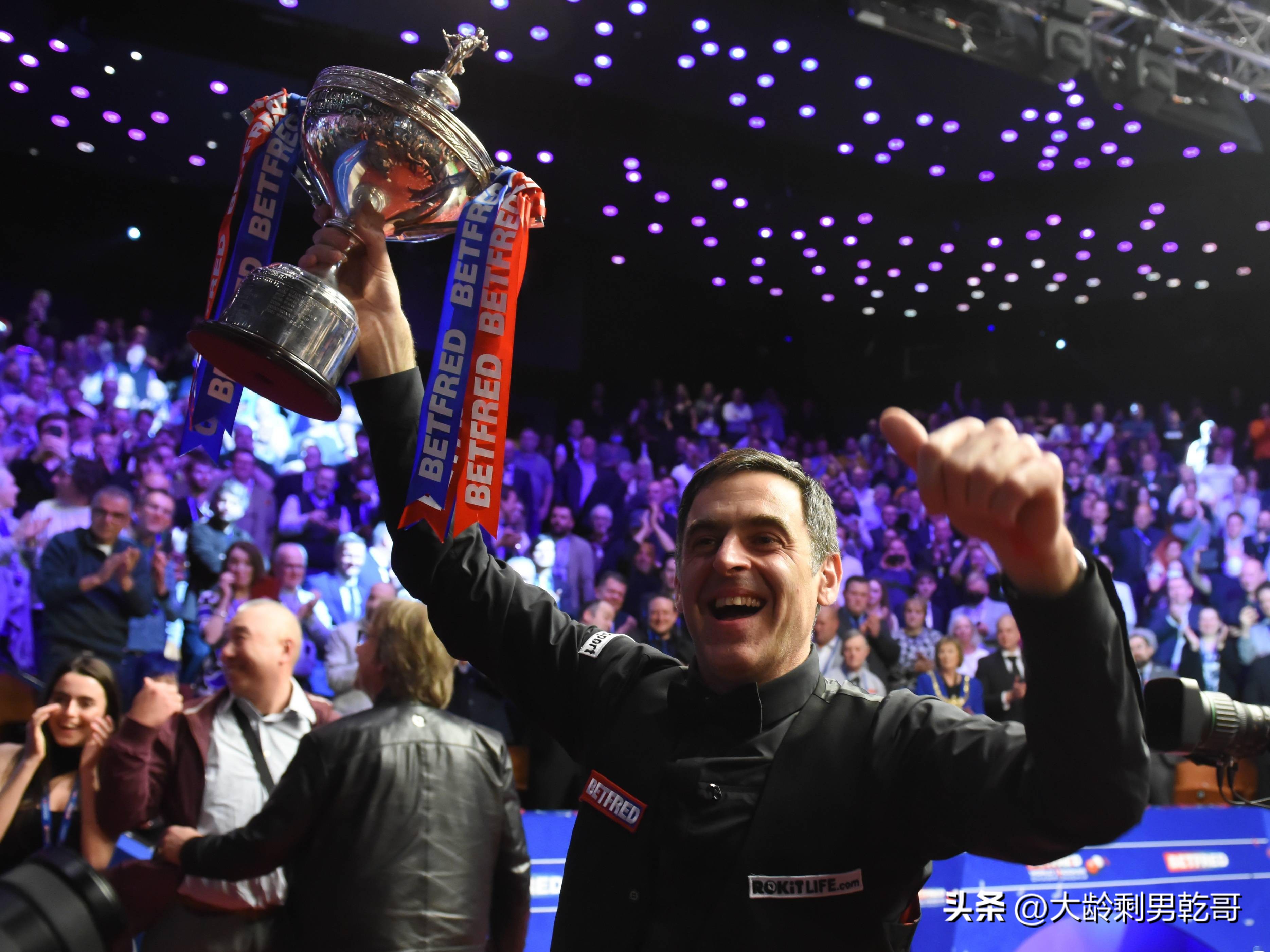 奥沙利文获冠军提到丁俊晖,奥沙利文夺冠丁俊晖单杆147多少钱