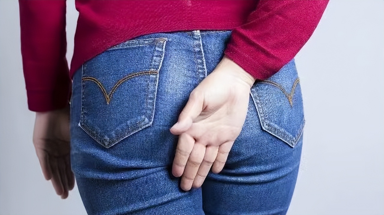 女性洗澡时“站着尿尿”很奇怪？医生：这4个常识，你该早知道！