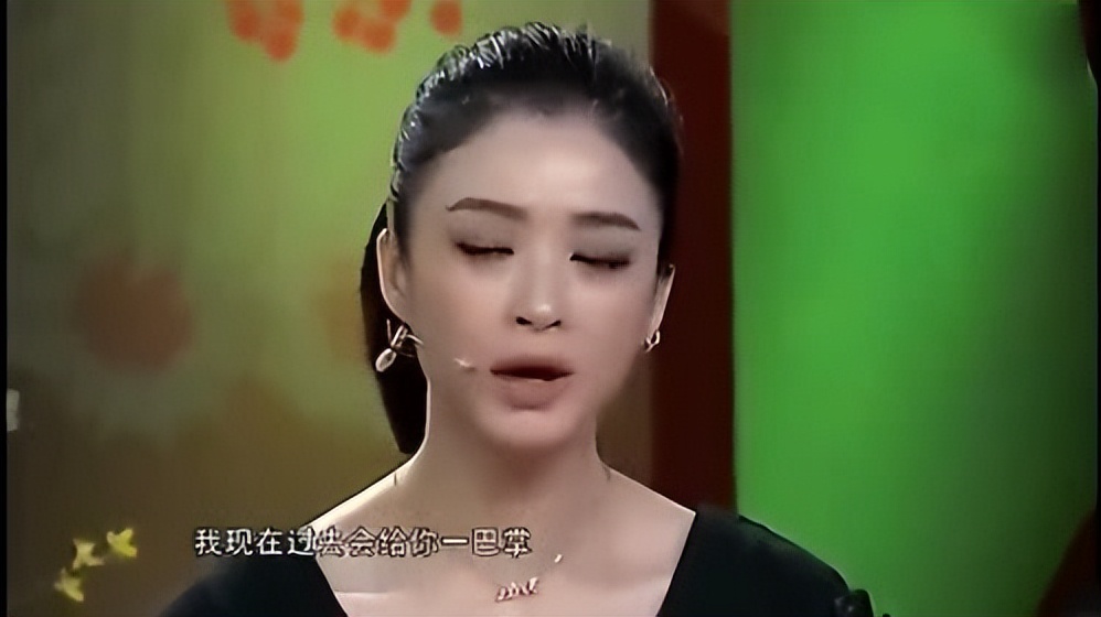 恶心娱乐圈黑幕，陪玩、陪睡、*规则潜**都不足为奇，揭开内娱遮羞布