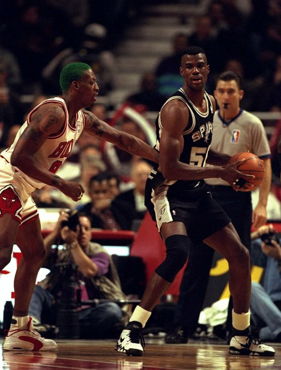 从控卫到中锋的球员,从后卫打到中锋的有谁