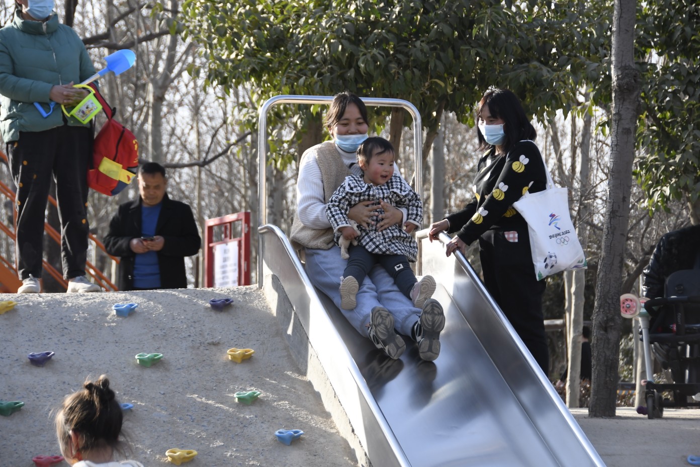 郑州市区内爬山一日游推荐,郑州市春季旅游攻略图