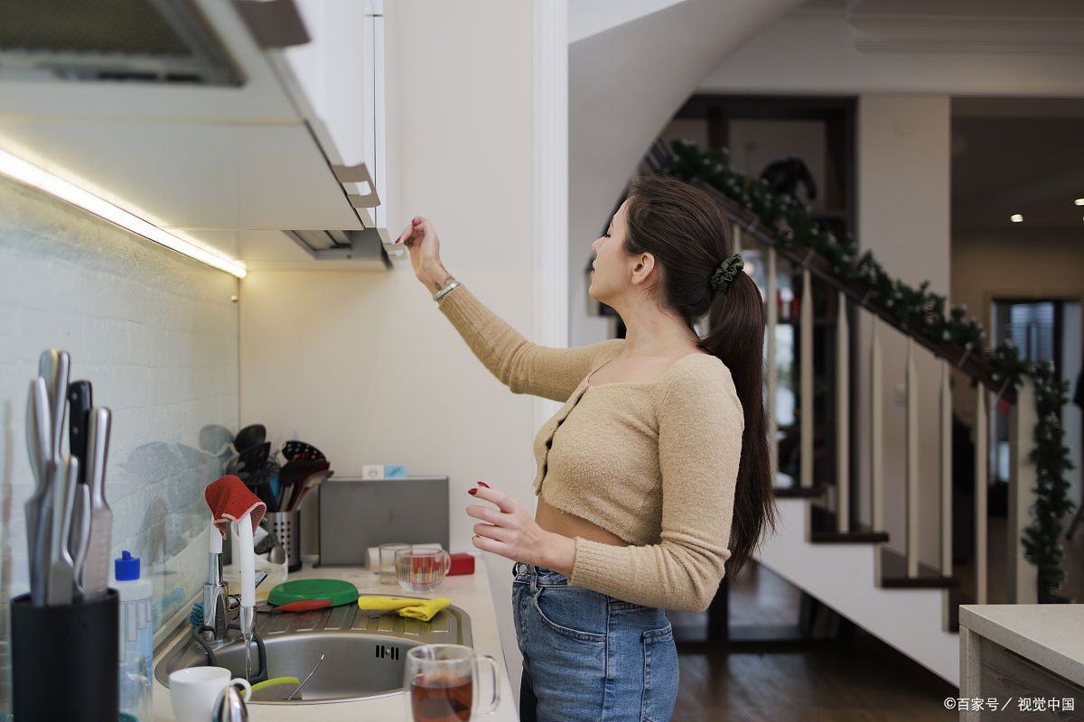 2015年，安徽女子出轨后谋求上位，*夫情**的媳妇一句话让她痛下毒手