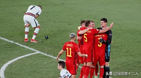 c罗凌空拳击打球,这就是c罗完整版