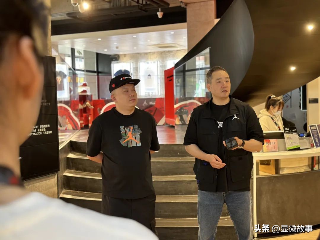 被逼下海当网红的人,被活生生逼成网红