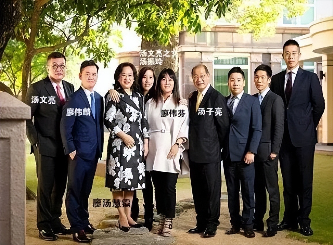 背靠银行世家，“停车场女王”身价百亿，把自己活成了豪门