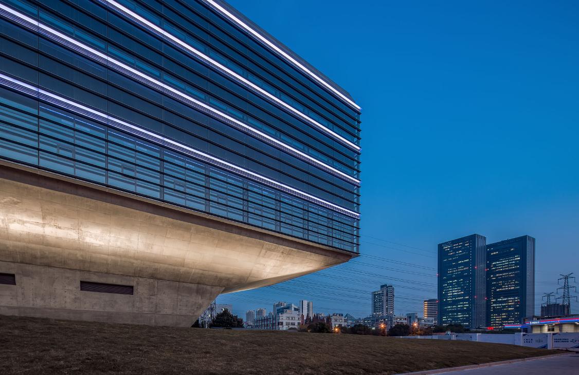 夜间经济是城市发展的亮点,泛光照明工程市场情况及趋势