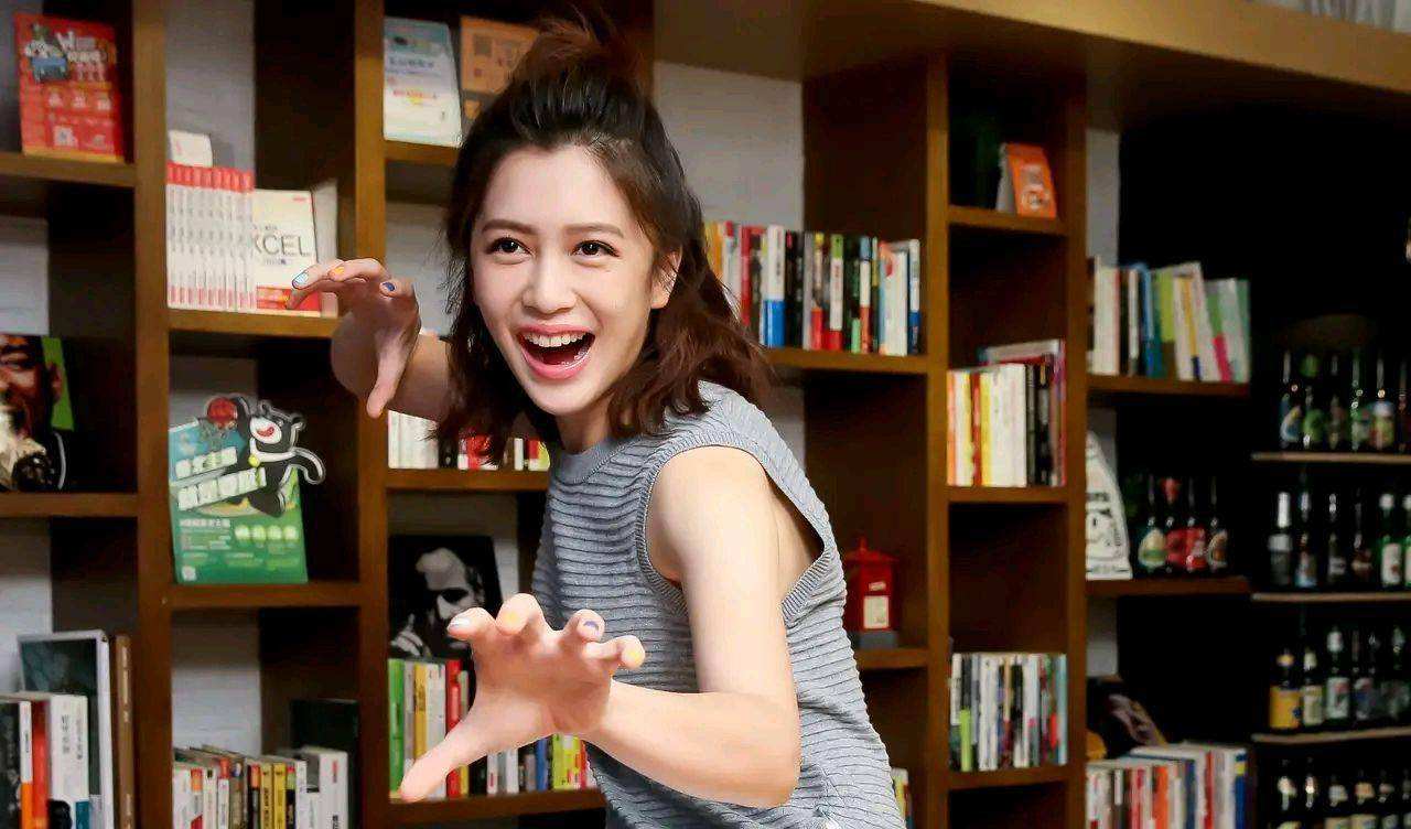 疫情下的明星有多惨,疫情下的明星百态