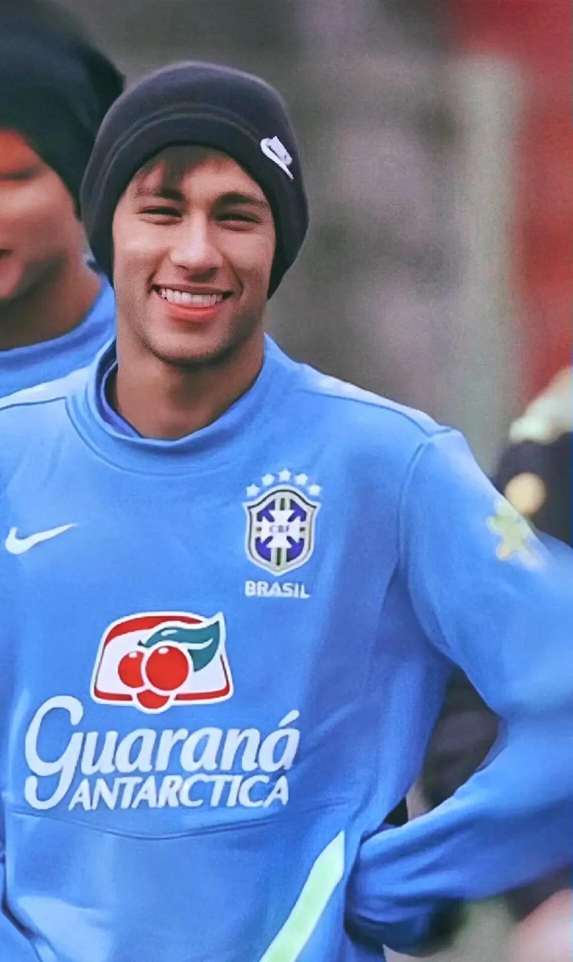 内马尔的迷人之处,内马尔从小到大的经历