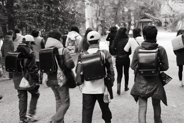 02年重庆夫妇遭投毒亡，村民白酒泡尸等待破案，家属追凶20年未果