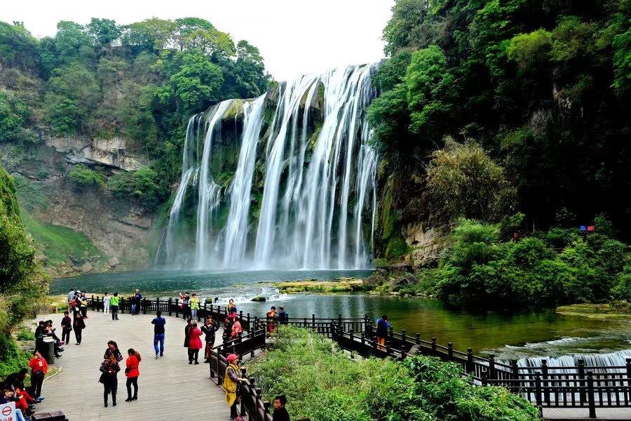 黄果树大瀑布震撼视频,黄果树大瀑布