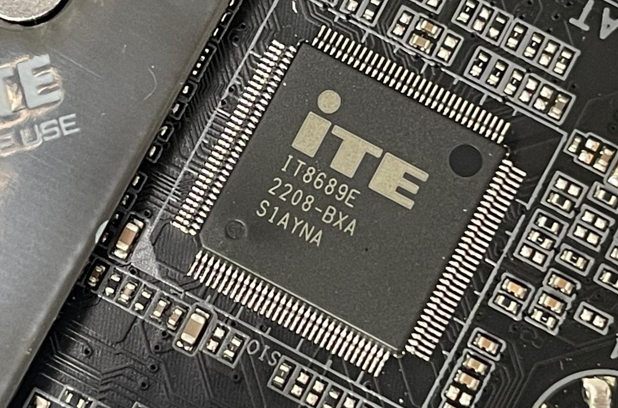 技嘉z790超级雕主板有几种规格,技嘉z790m小雕主板详解