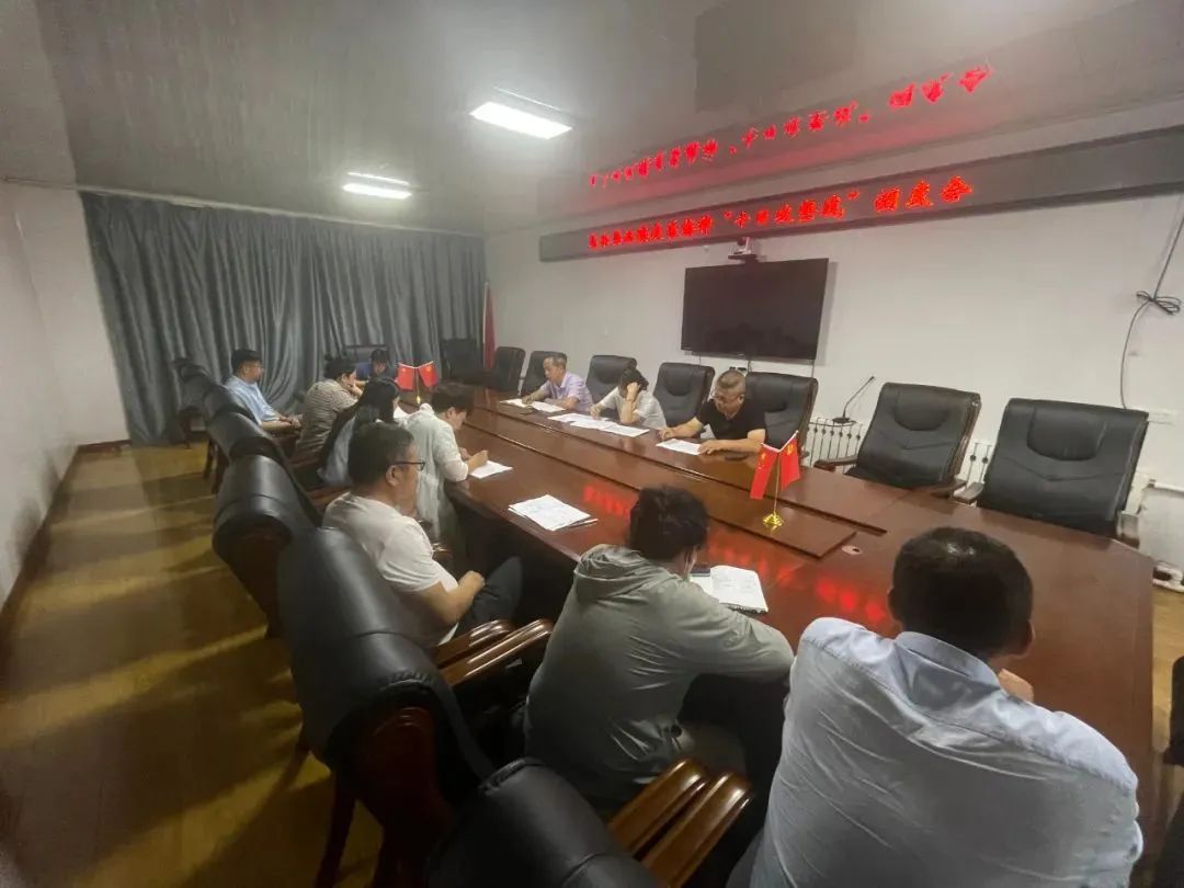 全力推进老年人疫苗接种工作 (各镇全力推进疫苗接种工作)